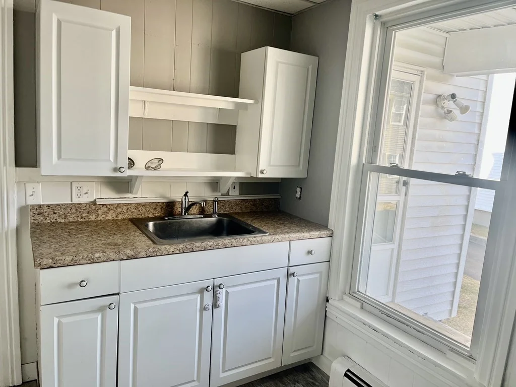 1 bed, 1 bath apartment for rent at 40 Cottage Unit 2, Franklin — photo 3 of 10