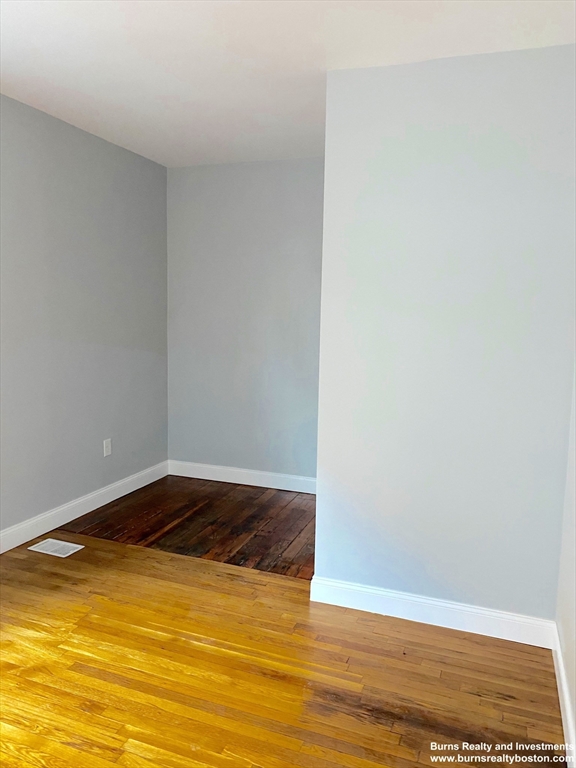3 bed, 2 bath apartment for rent at 40 Creighton St Unit 1, Porter Square — photo 11 of 17
