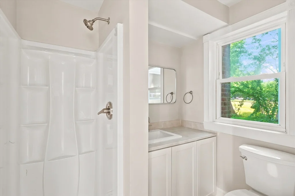 2 bed, 1 bath apartment for rent at 40 Cross St Unit 1, Franklin — photo 13 of 17
