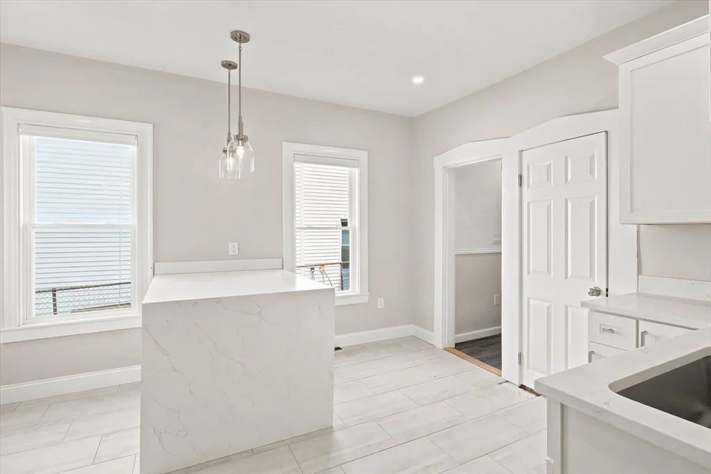 2 bed, 1 bath apartment for rent at 40 Cross St Unit 1, Franklin — photo 8 of 17
