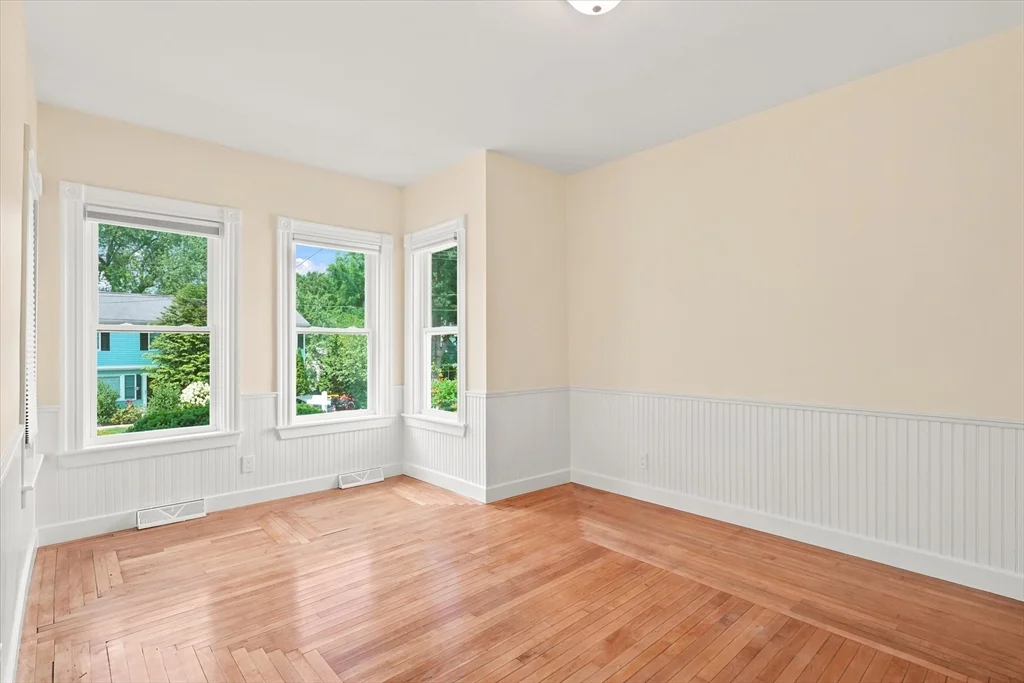 2 bed, 1 bath apartment for rent at 40 Cross St Unit 1, Franklin — photo 3 of 17