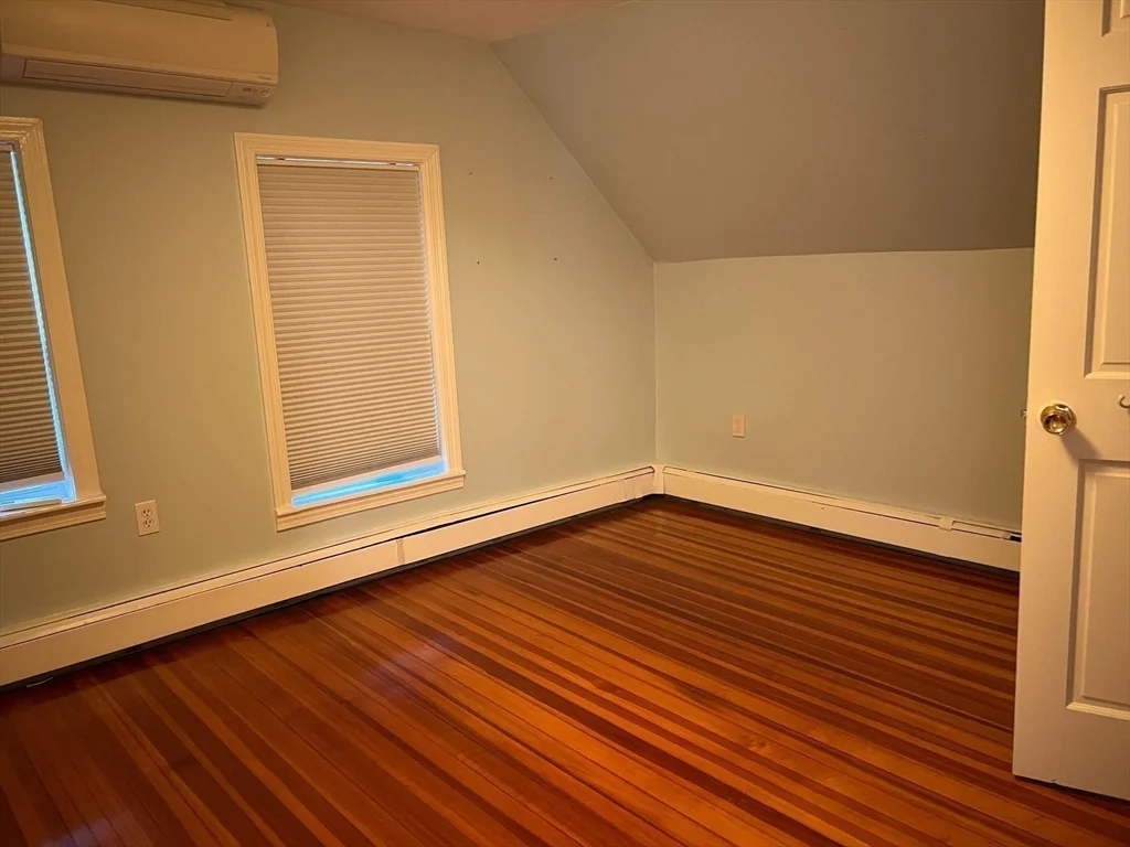 3 bed, 2 bath apartment for rent at 40 Cummings Rd Unit 40, Newton — photo 8 of 18