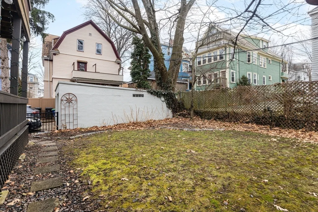 2 bed, 1 bath apartment for rent at 40 Dartmouth St Unit 2, Winter Hill — photo 18 of 22