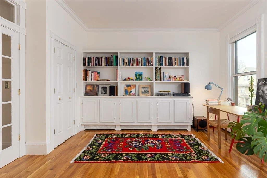 2 bed, 1 bath apartment for rent at 40 Dartmouth St Unit 2, Winter Hill — photo 6 of 22