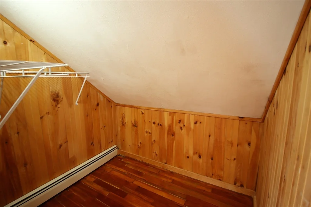 4 bed, 1 bath apartment for rent at 40 Dean Ave Unit 40, Dracut — photo 11 of 21