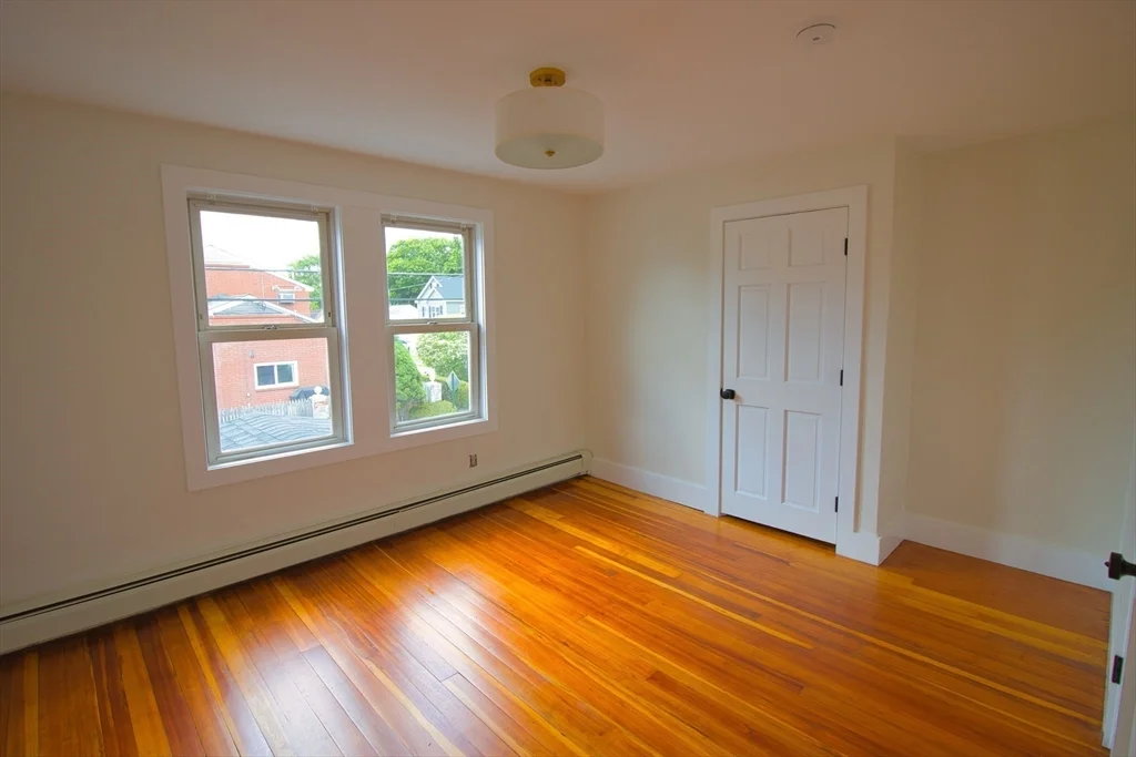 4 bed, 1 bath apartment for rent at 40 Dean Ave Unit 40, Dracut — photo 14 of 21