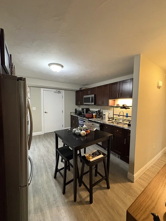 3 bed, 1 bath apartment for rent at 40 Depot Unit 3, Douglas — photo 4 of 14