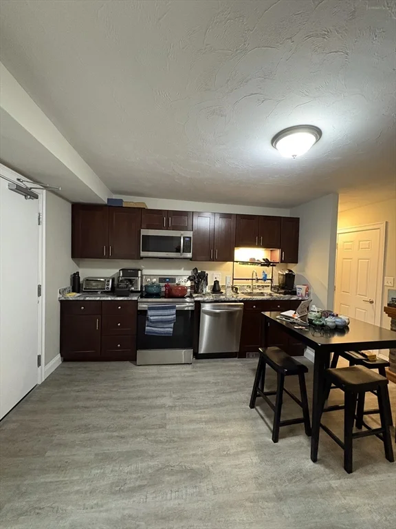 3 bed, 1 bath apartment for rent at 40 Depot Unit 3, Douglas — photo 3 of 14