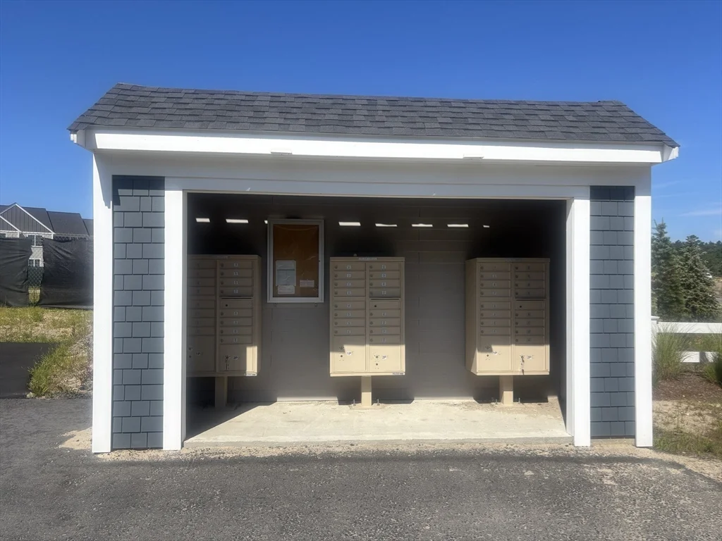 3 bed, 2 bath apartment for rent at 40 Drum Dr Unit 40, Manomet — photo 21 of 25