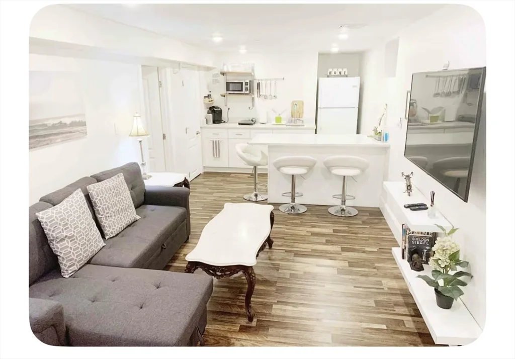 3 bed, 2 bath apartment for rent at 40 Eddy St Unit 40, West Newton — photo 10 of 14