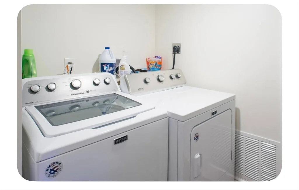 3 bed, 2 bath apartment for rent at 40 Eddy St Unit 40, West Newton — photo 12 of 14