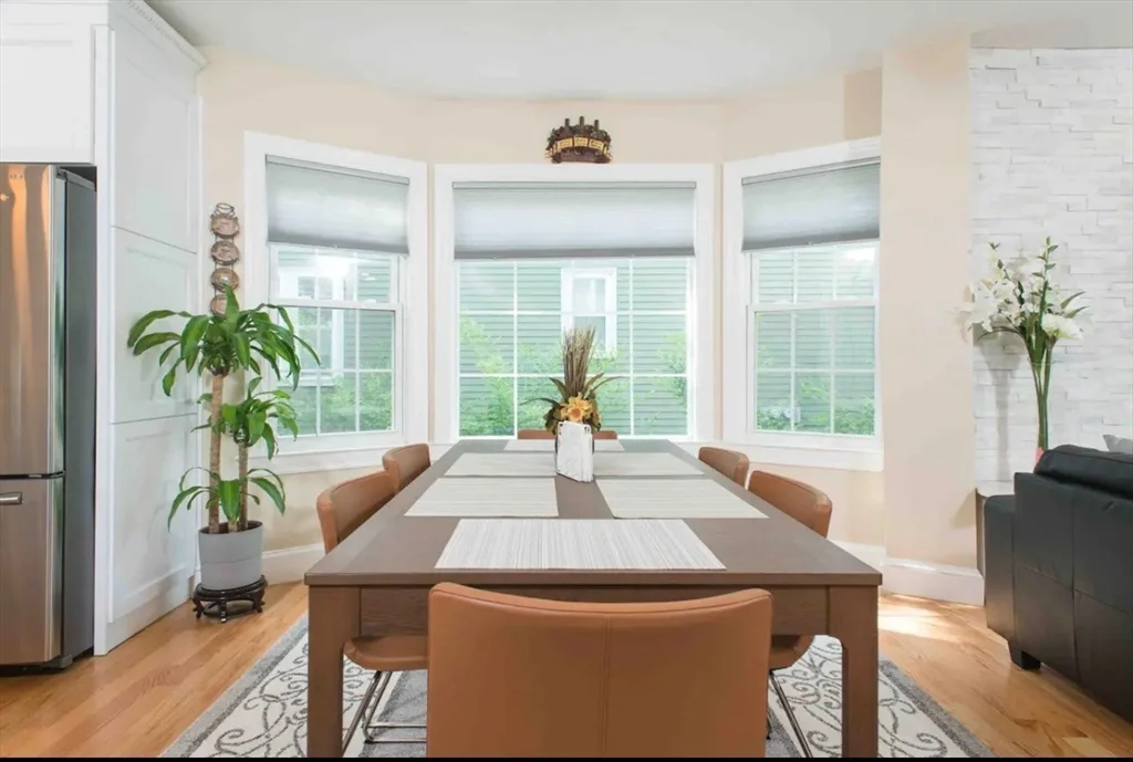 3 bed, 2 bath apartment for rent at 40 Eddy St Unit 40, West Newton — photo 6 of 14