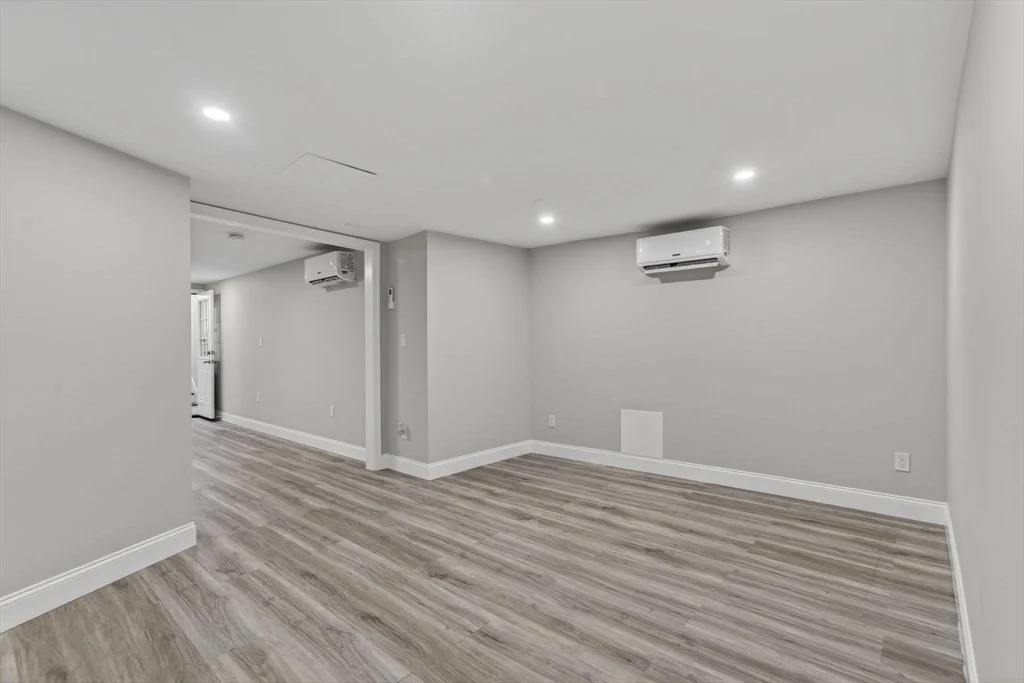 1 bed, 1 bath apartment for rent at 40 Elm St Unit B, Wakefield — photo 5 of 15