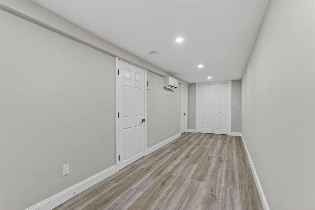 1 bed, 1 bath apartment for rent at 40 Elm St Unit B, Wakefield — photo 12 of 15