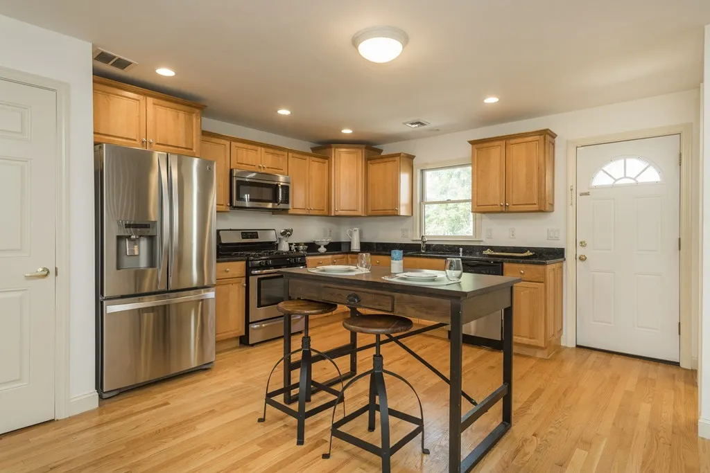 3 bed, 2.5 bath apartment for rent at 40 Eutaw St Unit 40, East Boston — photo 2 of 13