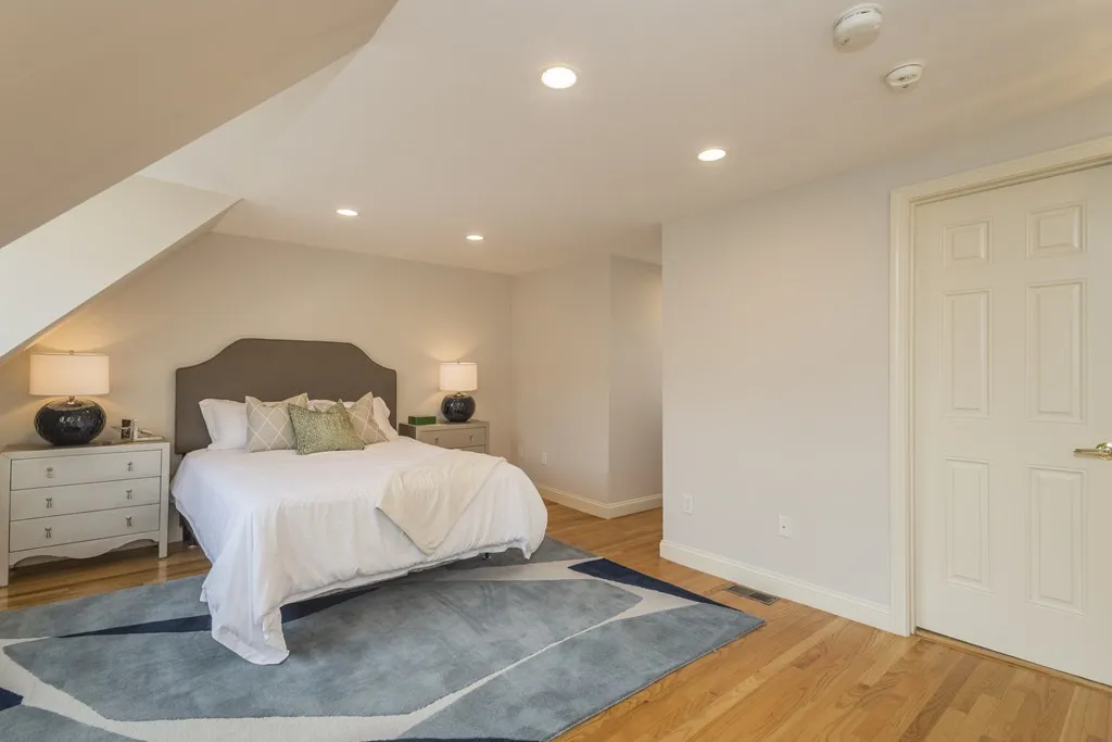 3 bed, 2.5 bath apartment for rent at 40 Eutaw St Unit 40, East Boston — photo 9 of 13