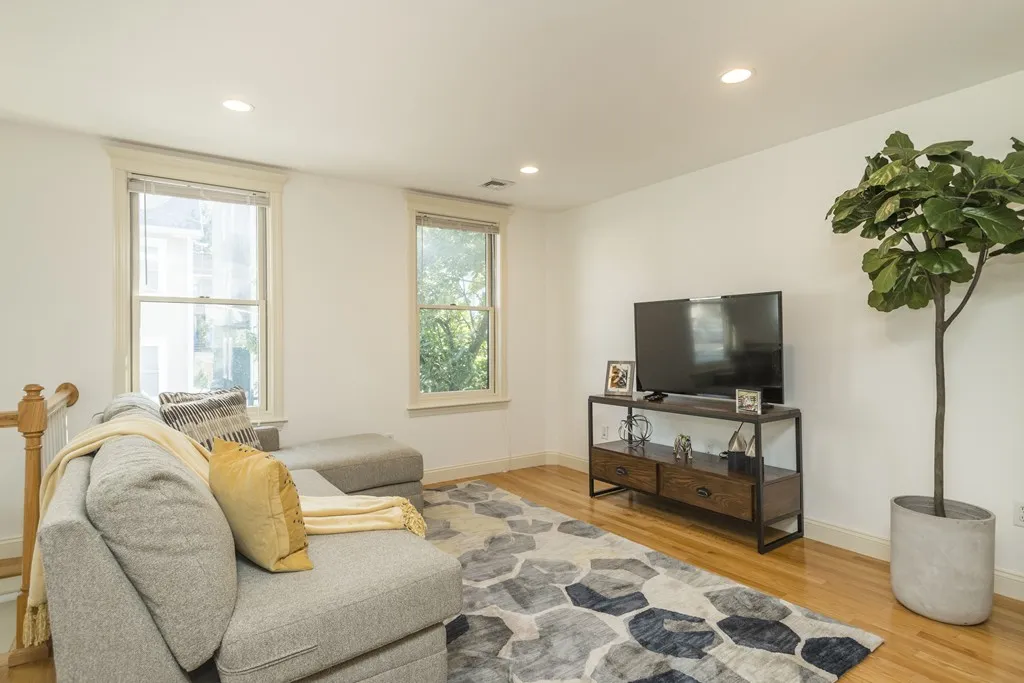 3 bed, 2.5 bath apartment for rent at 40 Eutaw St Unit 40, East Boston — photo 10 of 13
