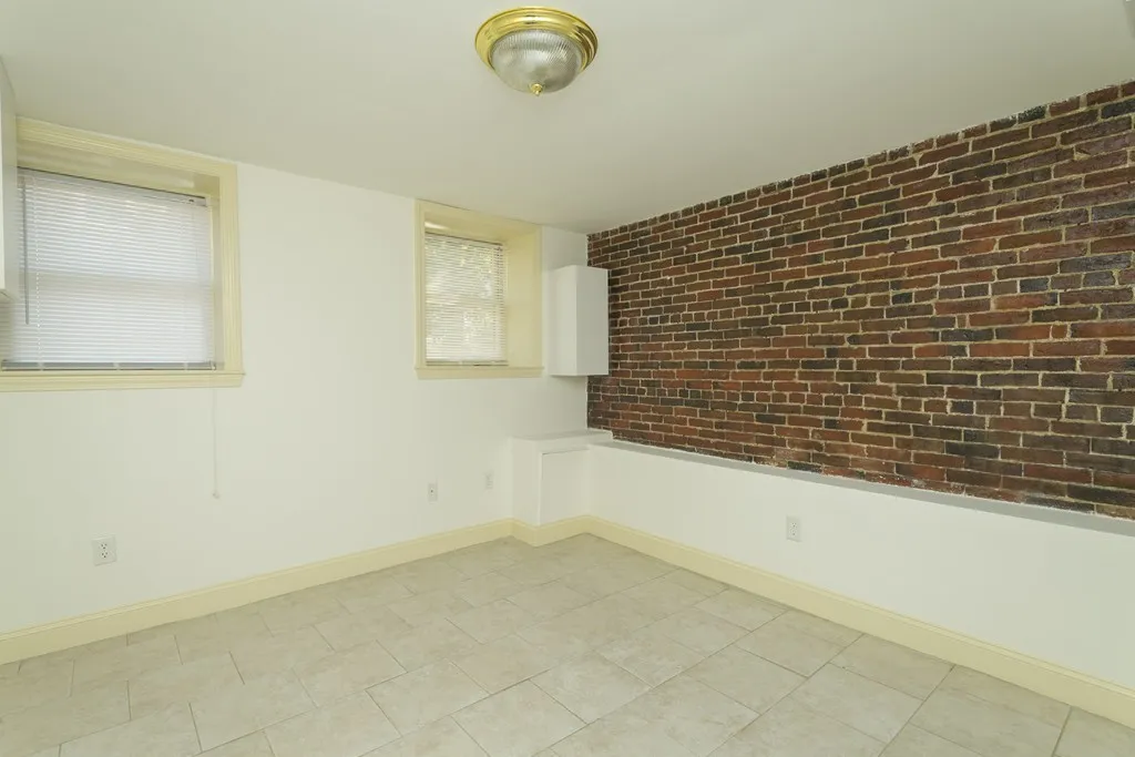 3 bed, 2.5 bath apartment for rent at 40 Eutaw St Unit Home, East Boston — photo 11 of 16