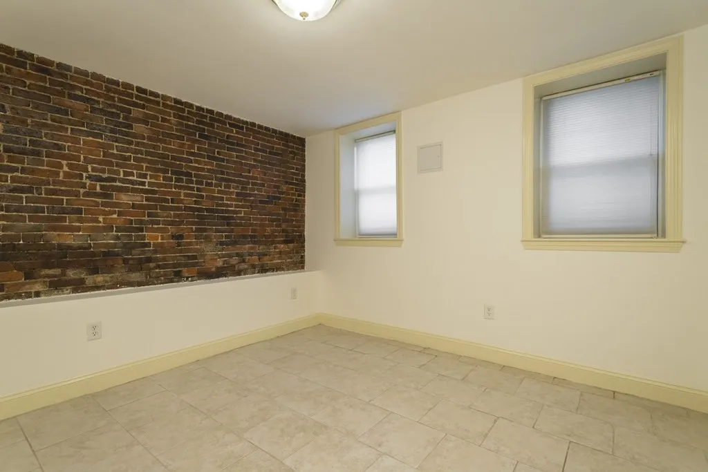 3 bed, 2.5 bath apartment for rent at 40 Eutaw St Unit Home, East Boston — photo 10 of 16