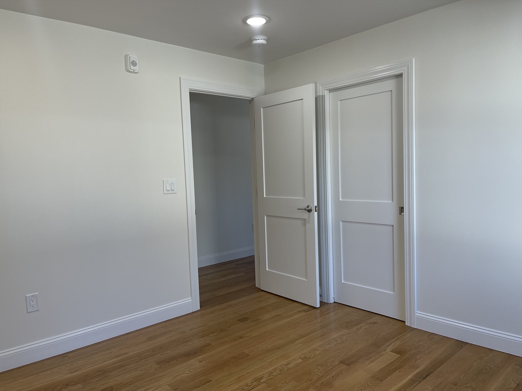 3 bed, 2 bath apartment for rent at 40 Everett St Unit 1, Everett — photo 9 of 36