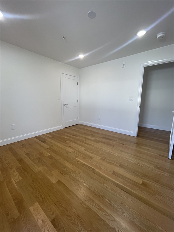 3 bed, 2 bath apartment for rent at 40 Everett St Unit 1, Everett — photo 22 of 36