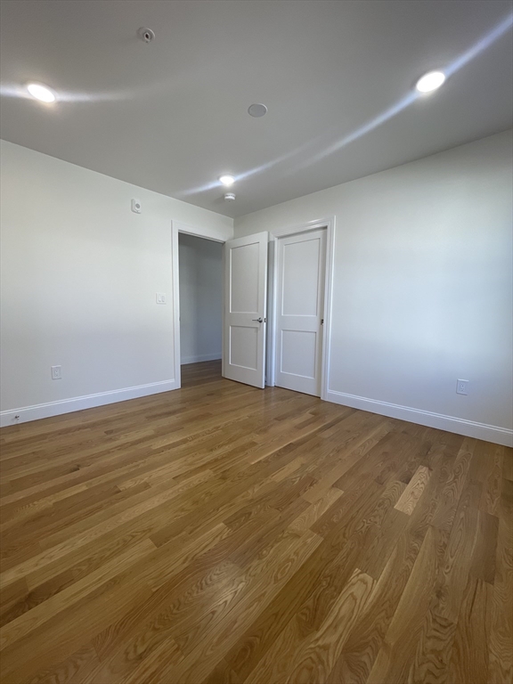 3 bed, 2 bath apartment for rent at 40 Everett St Unit 1, Everett — photo 14 of 36