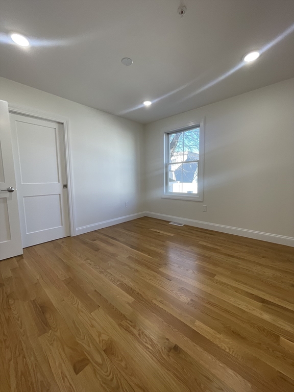 3 bed, 2 bath apartment for rent at 40 Everett St Unit 1, Everett — photo 7 of 36