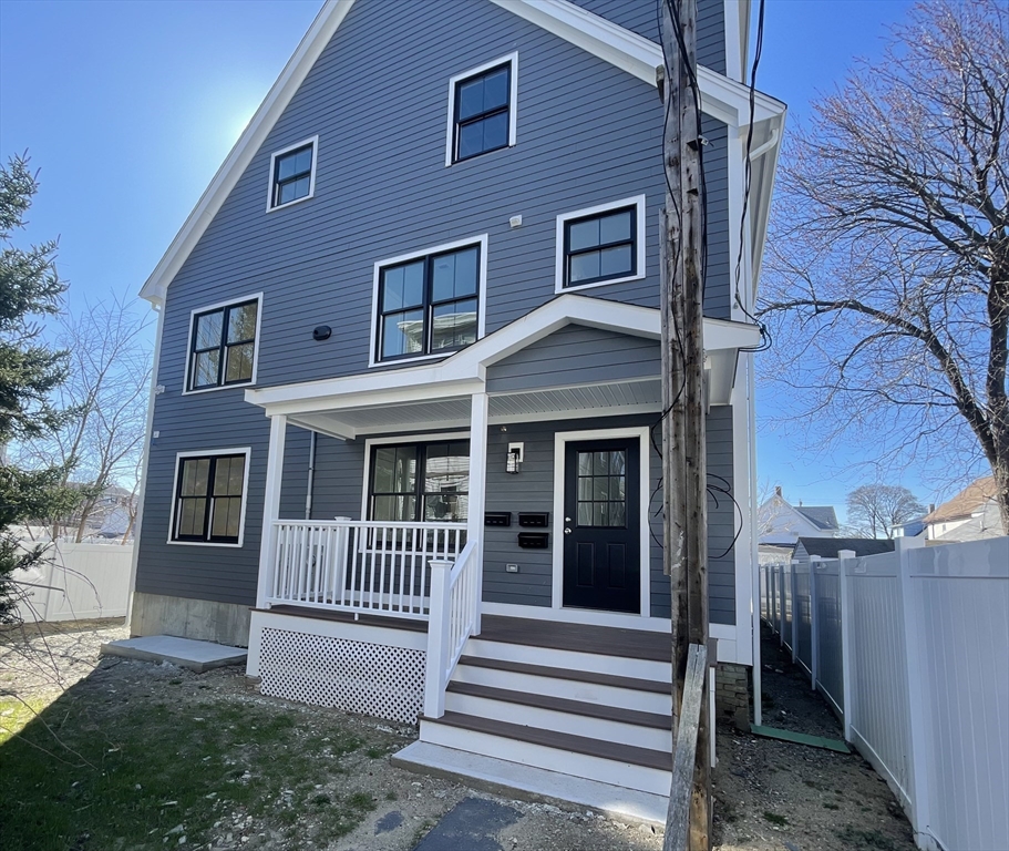 3 bed, 2 bath apartment for rent at 40 Everett St Unit 1, Everett — photo 1 of 36