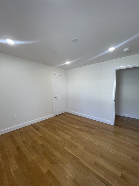 3 bed, 2 bath apartment for rent at 40 Everett St Unit 1, Everett — photo 16 of 36