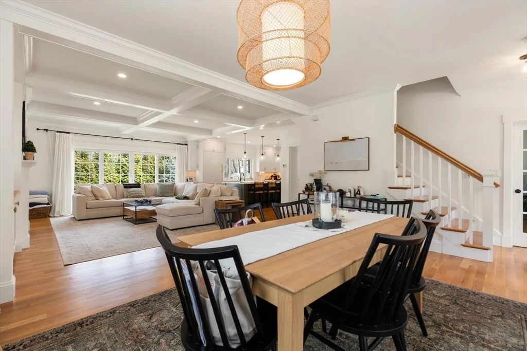 4 bed, 3 bath apartment for rent at 40 Foley Beach Rd, Hingham — photo 6 of 42