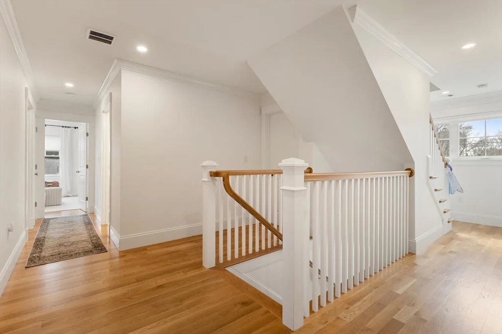 4 bed, 3 bath apartment for rent at 40 Foley Beach Rd, Hingham — photo 24 of 42