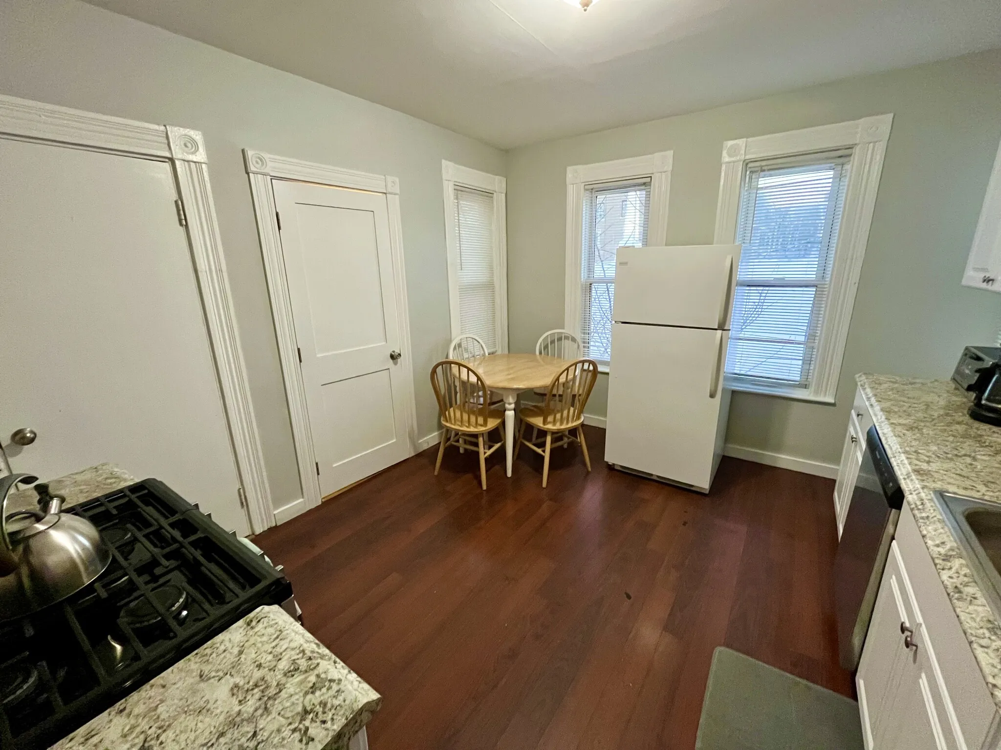 5 bed, 2 bath apartment for rent at 40 Forest St Unit small, Roxbury — photo 2 of 9