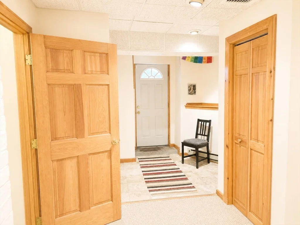 2 bed, 1 bath apartment for rent at 40 Gardner Unit 1, Coolidge Corner — photo 17 of 27