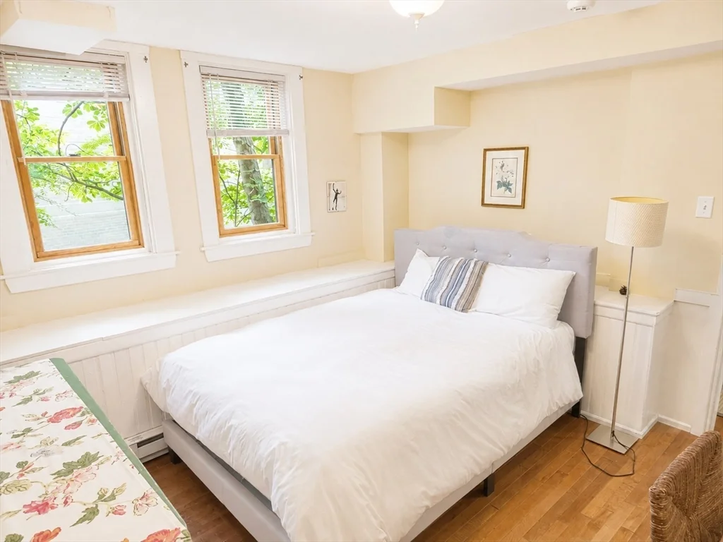 2 bed, 1 bath apartment for rent at 40 Gardner Unit 1, Coolidge Corner — photo 14 of 27