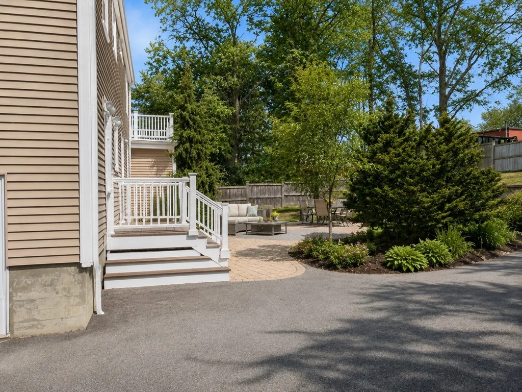 3 bed, 2 bath apartment for rent at 40 Glenellen Rd Unit 1, West Roxbury — photo 34 of 37