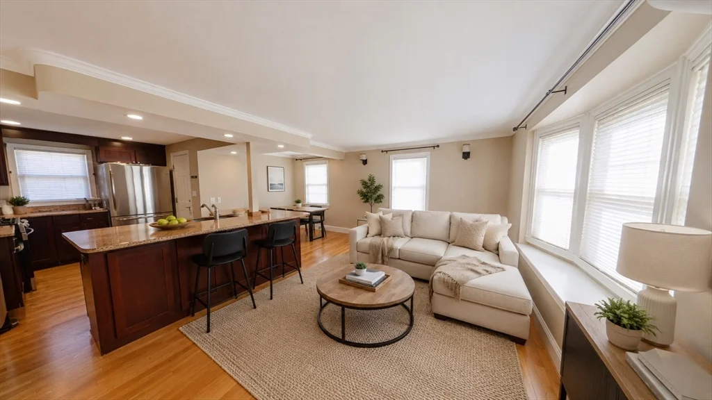 3 bed, 2 bath apartment for rent at 40 Glenellen Rd Unit 1, West Roxbury — photo 5 of 37