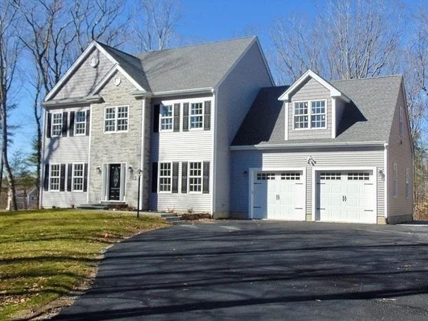 5 bed, 3 bath apartment for rent at 40 Green St, Foxboro