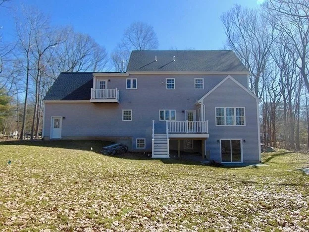 5 bed, 3 bath apartment for rent at 40 Green St, Foxboro — photo 14 of 16