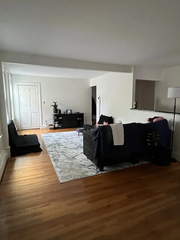 2 bed, 1 bath apartment for rent at 40 Grove St Unit 40, Belmont — photo 4 of 10