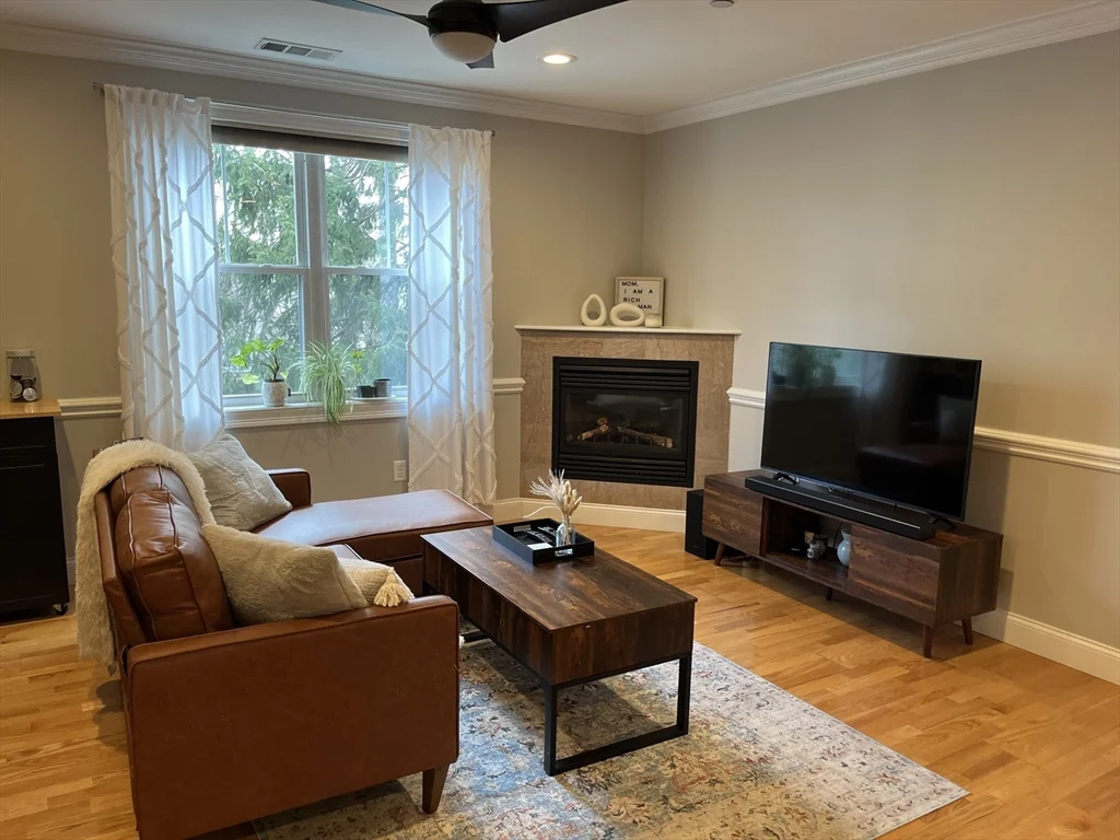 4 bed, 2 bath apartment for rent at 40 Hancock Unit 6, Dorchester — photo 8 of 28