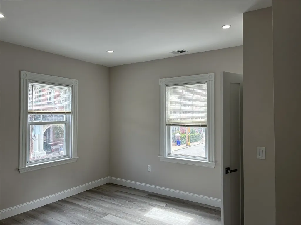 5 bed, 3 bath apartment for rent at 40 Harvest St Unit 2, Boston — photo 3 of 15