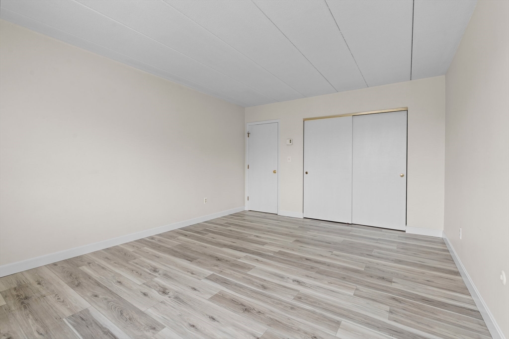 1 bed, 1 bath apartment for rent at 40 High St Unit 210, Dedham — photo 4 of 15