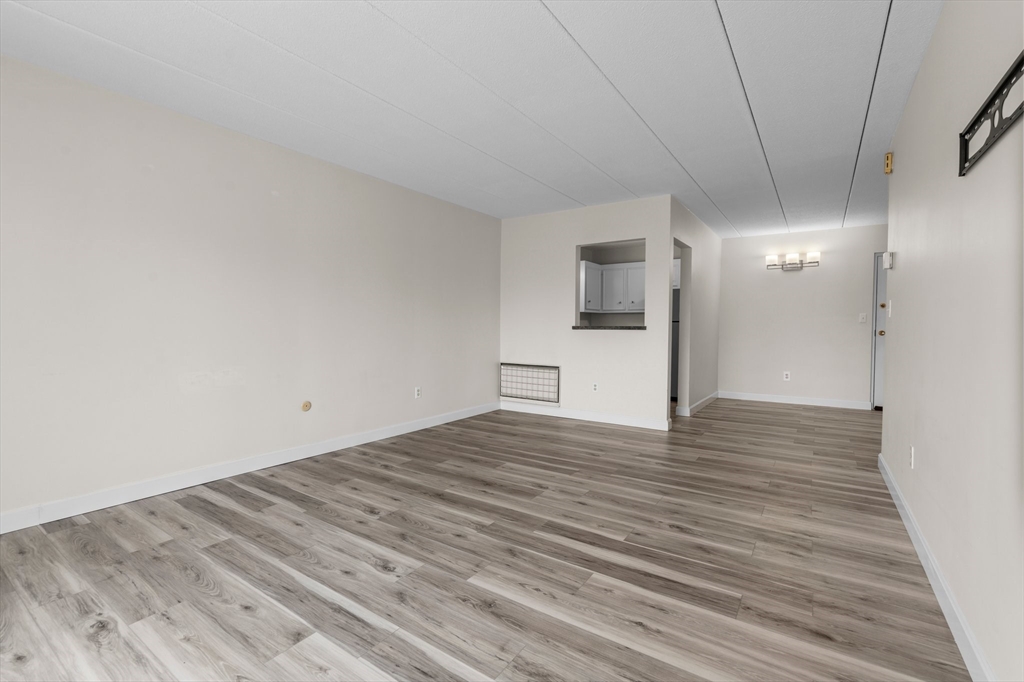 1 bed, 1 bath apartment for rent at 40 High St Unit 210, Dedham — photo 9 of 15