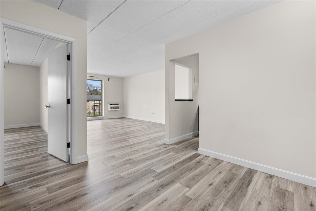 1 bed, 1 bath apartment for rent at 40 High St Unit 210, Dedham — photo 12 of 15