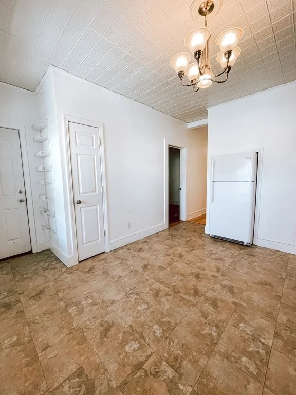 3 bed, 1 bath apartment for rent at 40 I St Unit 1, South Boston — photo 6 of 10