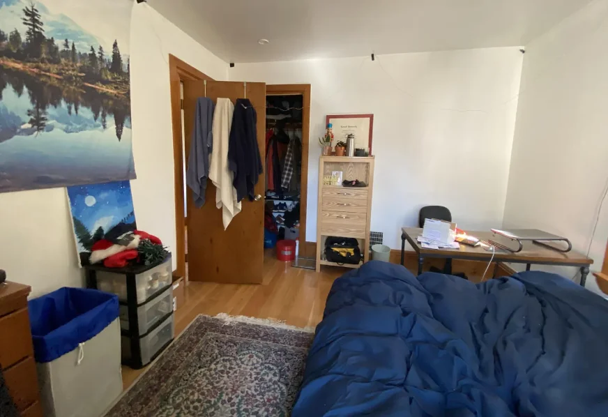 4 bed, 2 bath apartment for rent at 40 Jay St Unit 40, Riverside — photo 7 of 11