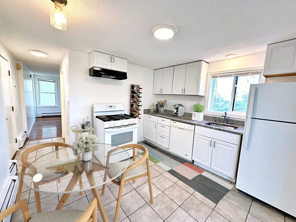 1 bed, 1 bath apartment for rent at 40 Jeffries St Unit 3, East Boston — photo 2 of 26