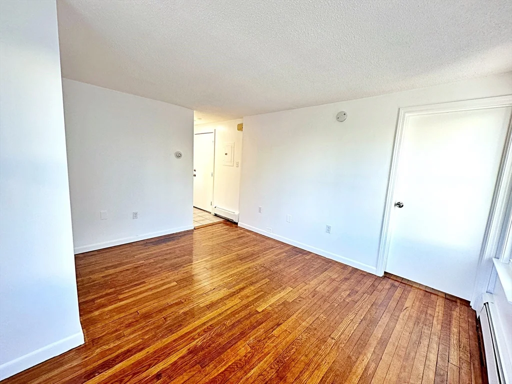 1 bed, 1 bath apartment for rent at 40 Jeffries St Unit 3, East Boston — photo 16 of 26