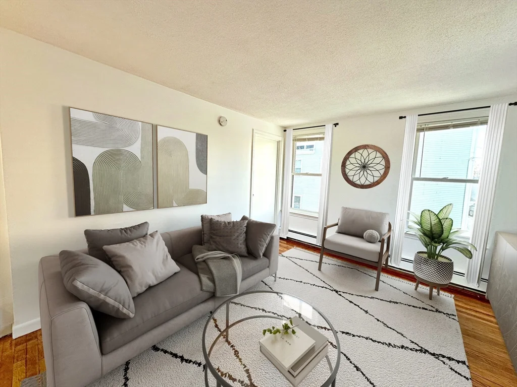 1 bed, 1 bath apartment for rent at 40 Jeffries St Unit 3, East Boston