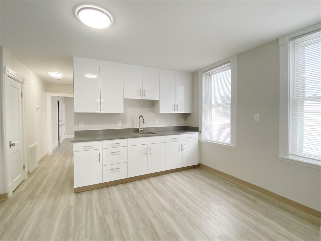 2 bed, 1 bath apartment for rent at 40 Jones Rd Unit 3, Revere — photo 5 of 12